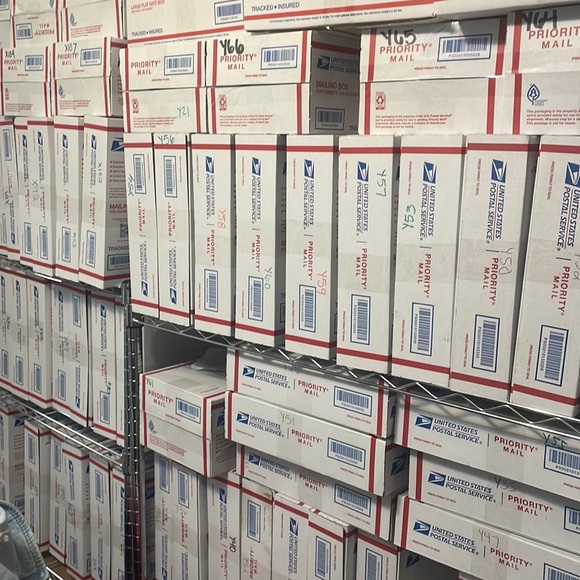 Meet your Posher, Brittany - Picture 3 of 4